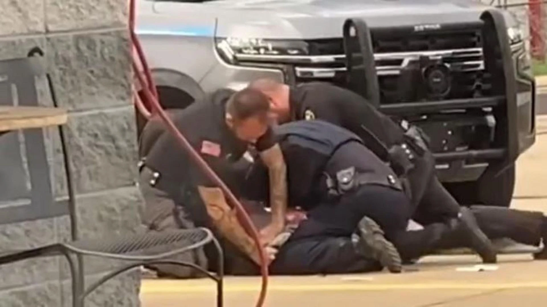 After viral video of violent arrest US cops suspended
