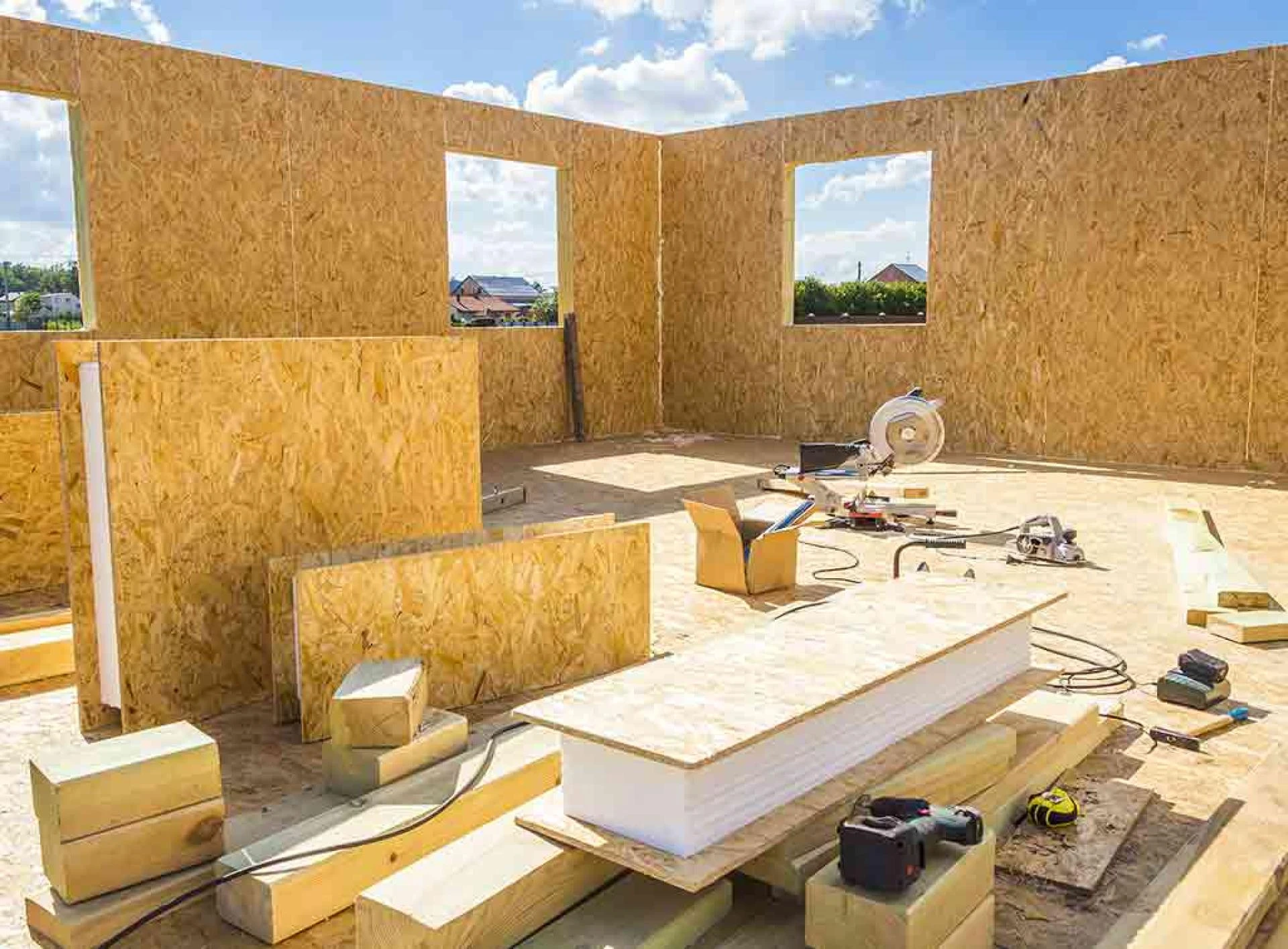 Cost-Effective Construction with SIPs &amp; Modular Houses