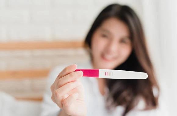 How can I get pregnant fast naturally?