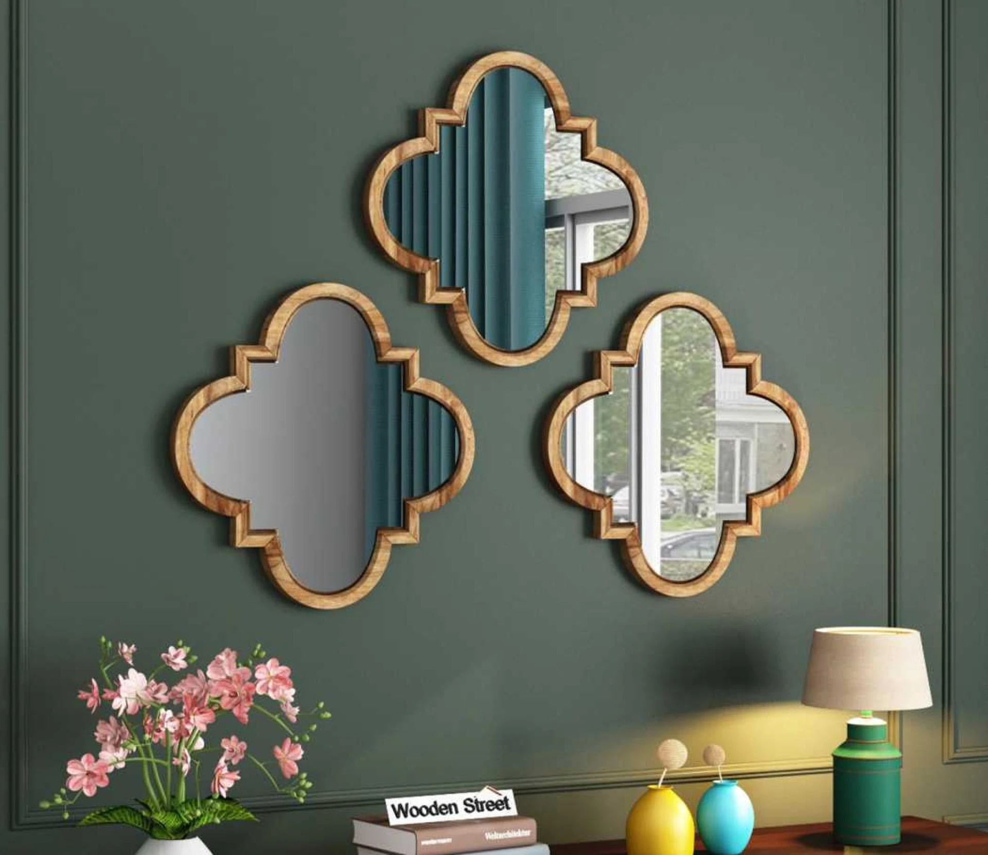 What are Wall Mirrors? A Stylish Touch from Wooden Street
