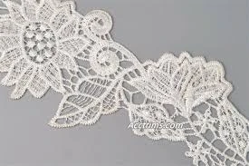 What is a precast concrete block in the UAE and its applications?