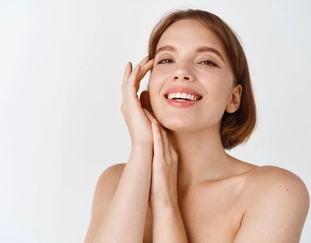 10 Essential Tips For Treating Acne-Prone Skin