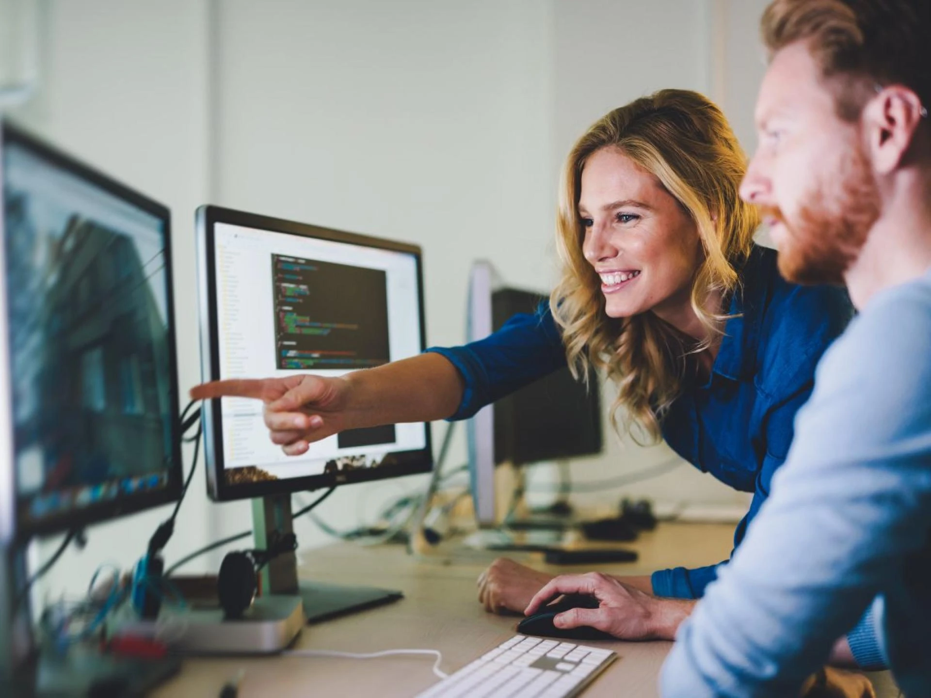 How An IT Support Company in Singapore Can Cure your System Headaches