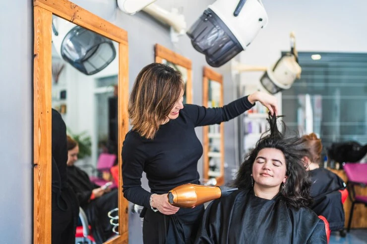 Essential Tips for Hairstylist Jobs Los Angeles