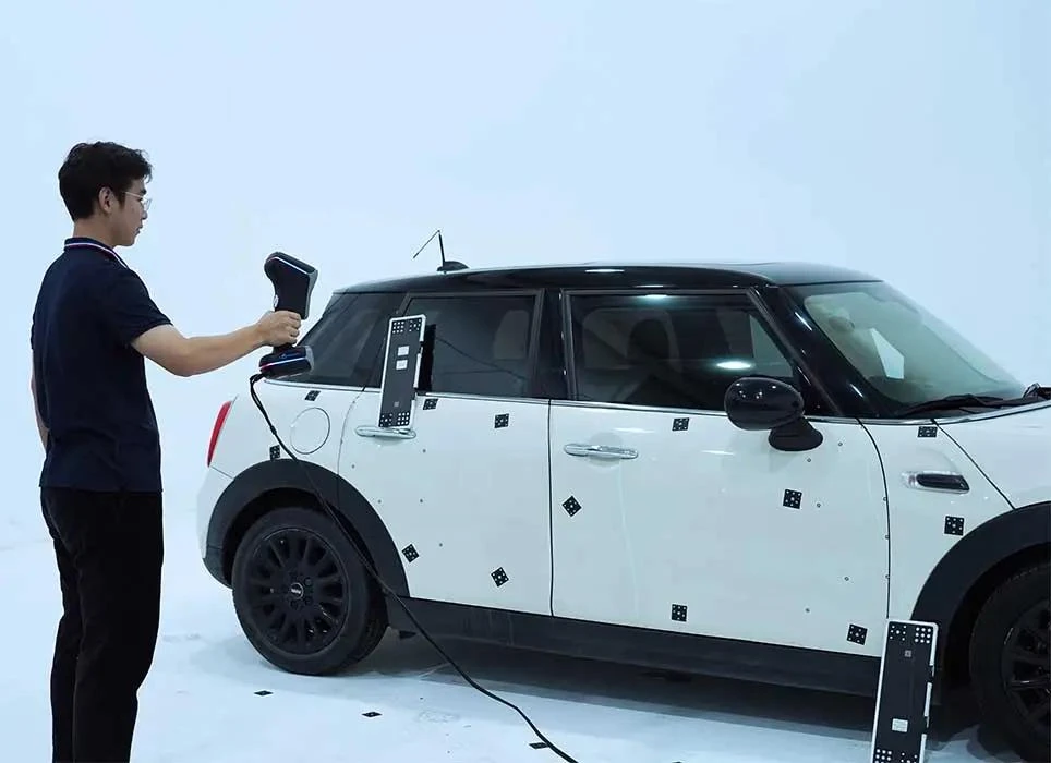 Mastering 3D Scanning: A Comprehensive Guide to Coded and Non-Coded Markers