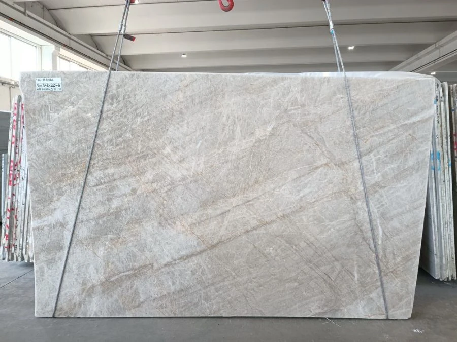 What does Taj Mahal Quartzite look like?