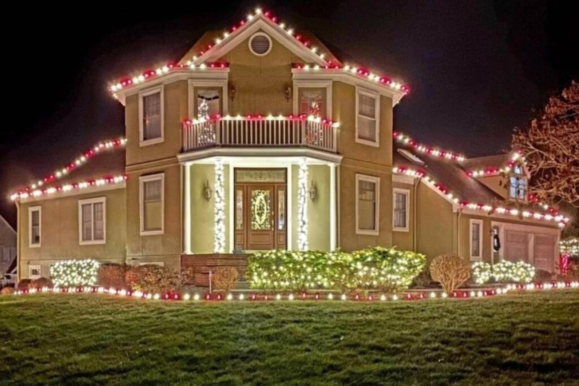 Light Up Your Diwali Without the Hassle: A Guide to Professional Installation