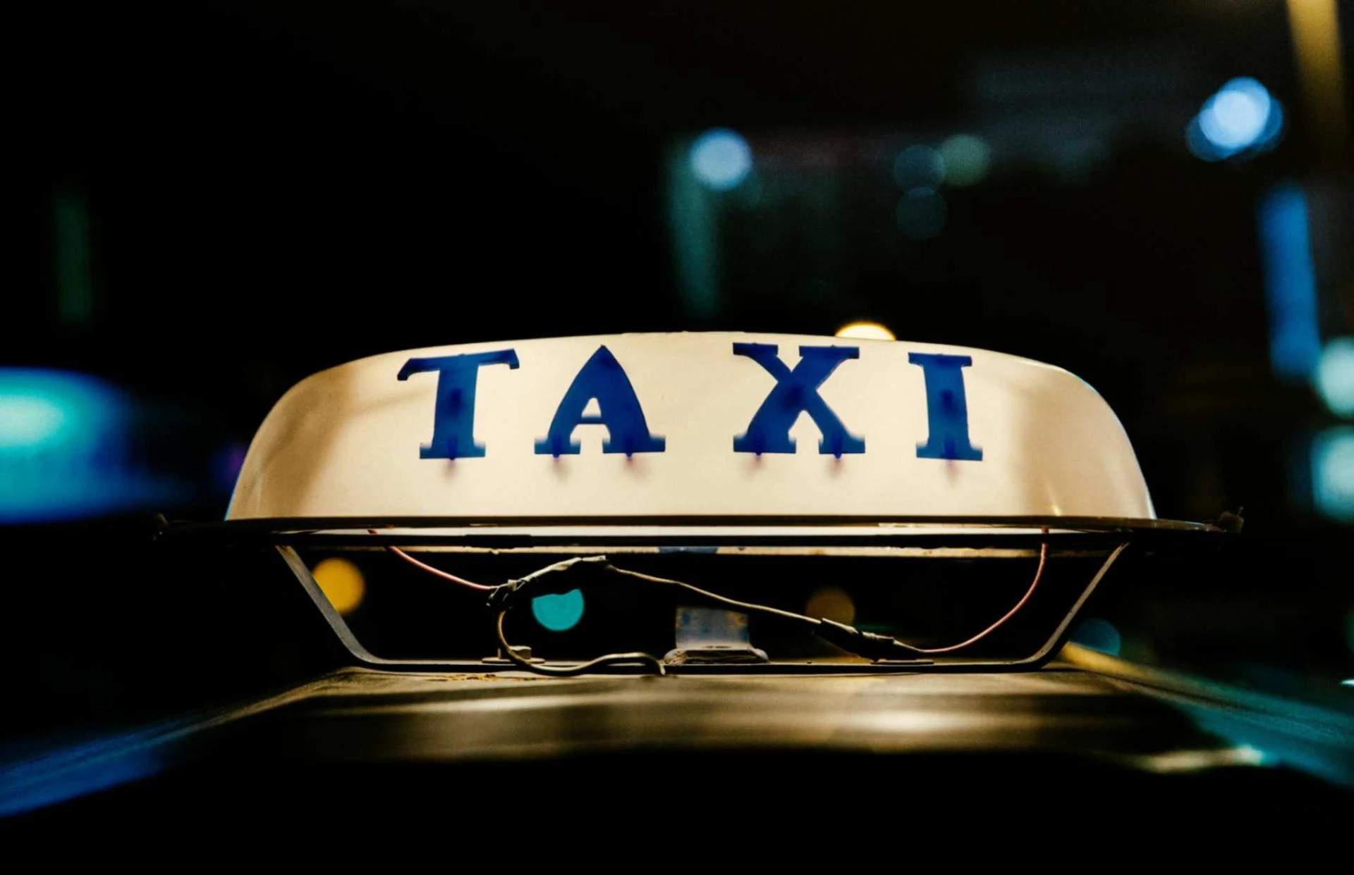 Streamlining Transportation: How Taxi Dispatch Software Enhances Efficiency