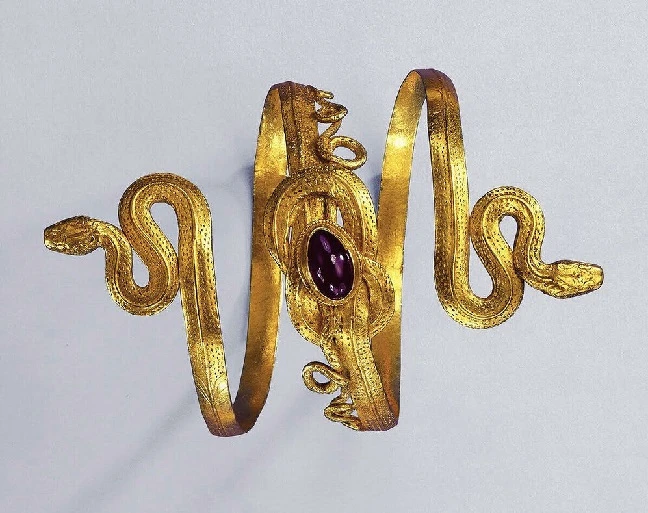 What Does Snake Jewelry Symbolize?