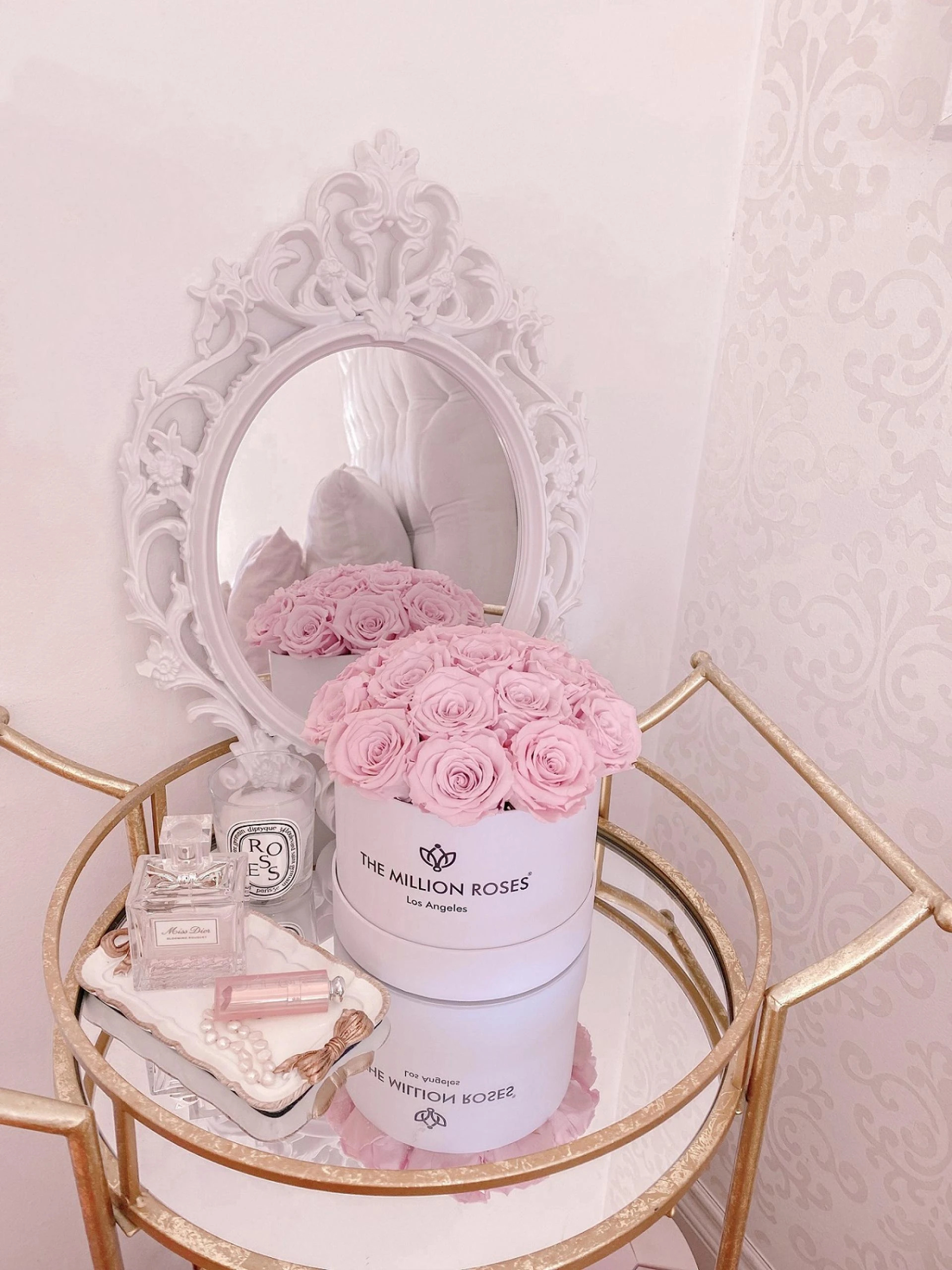 4 Unexpected Ways to Decorate with Preserved Roses