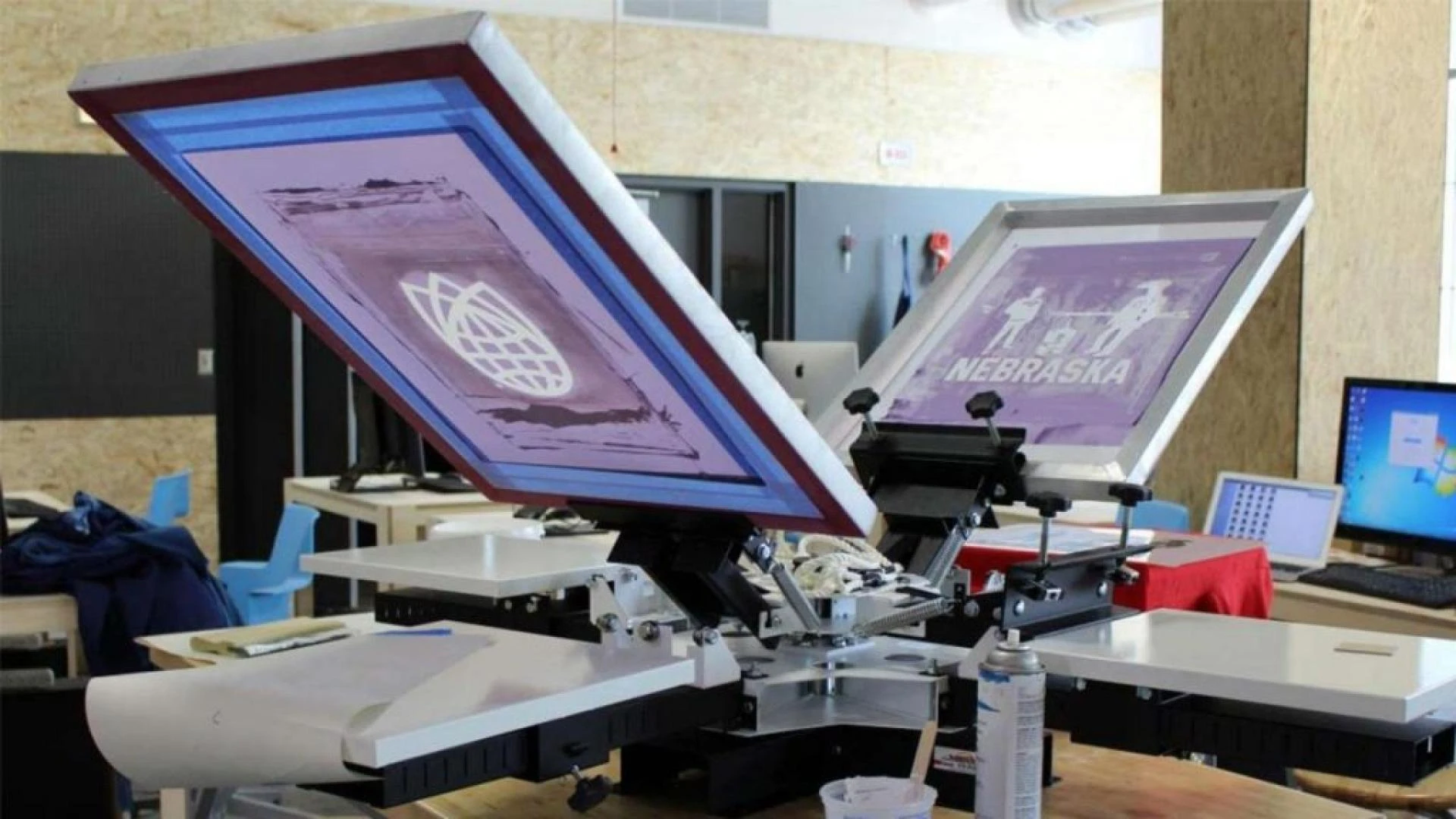 Industrial Screen Printing: An Essential Process for Mass Production