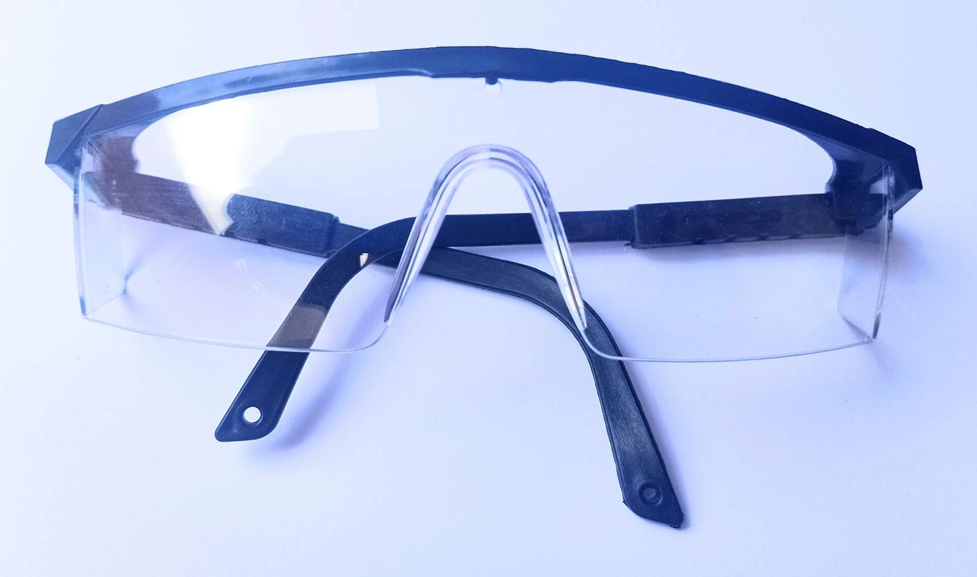 Laser Safety Glasses Market Size, Dynamics &amp; Forecast Report to 2030