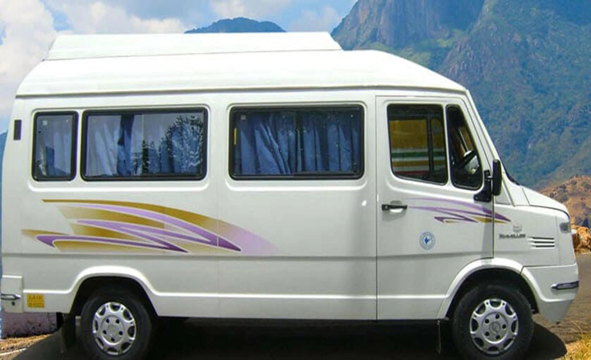Tempo traveller  hire in Jaipur With Reasonable Price