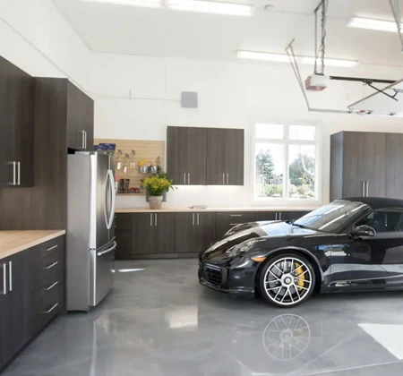 Ultimate Guide to Garage Cabinets: Maximizing Space and Organization