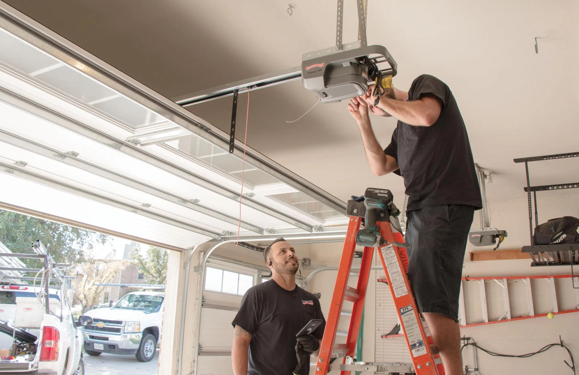 Mastering the Art of Garage Door Repair: A Comprehensive Guide