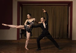 The Ultimate Guide to Choosing the Best Ballroom Dancewear
