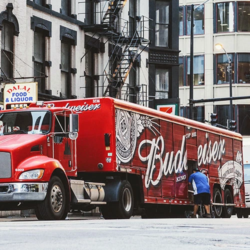 Vinyl Truck Wraps: A Guide to Maximizing Your Brand Exposure on the Road