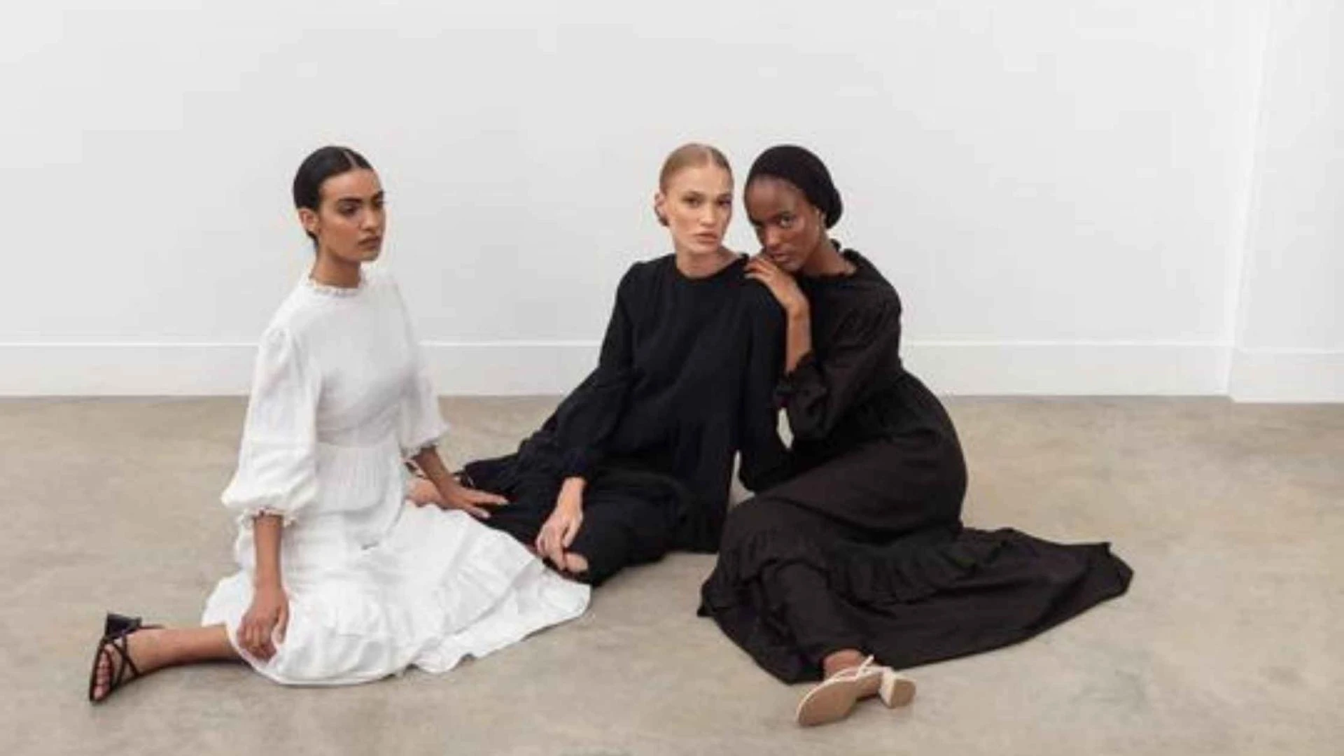 Top 5 Reasons to Buy a Maxi Dress Online: Embrace Style and Convenience!