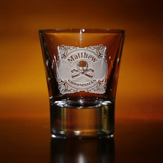 5 Best Personalized Wedding Party Glassware Gifts