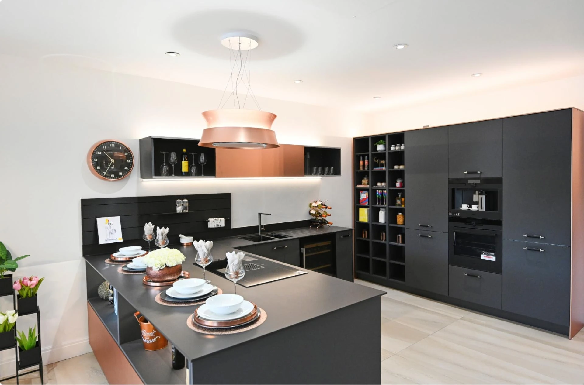 Here are some suggestions for remodelling your kitchen.