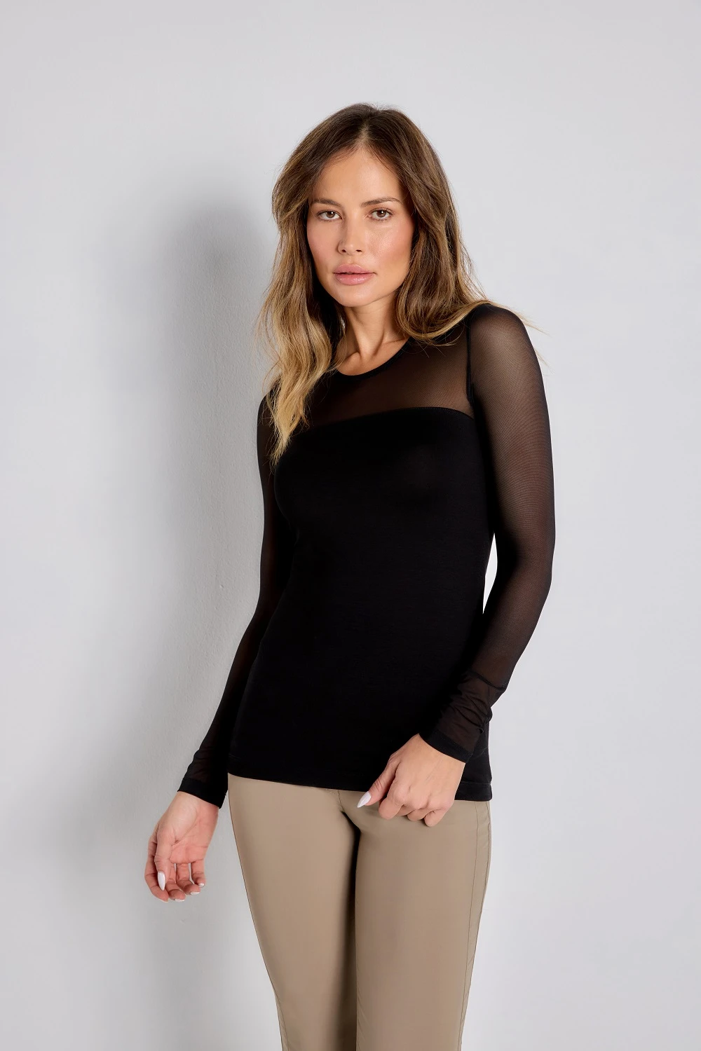 Suitcase Shortcuts to Finding the Best Travel Clothes for Women