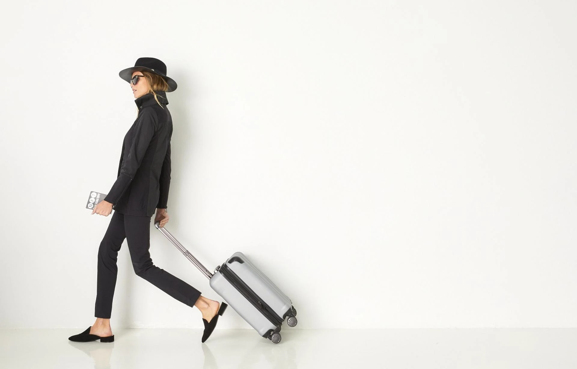 How to Create a Holiday Wardrobe That Fits in a Carry-On