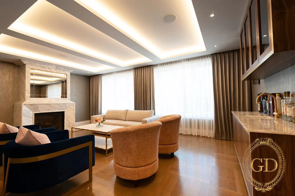 A Comprehensive Guide to Choosing the Right Window Treatment Store