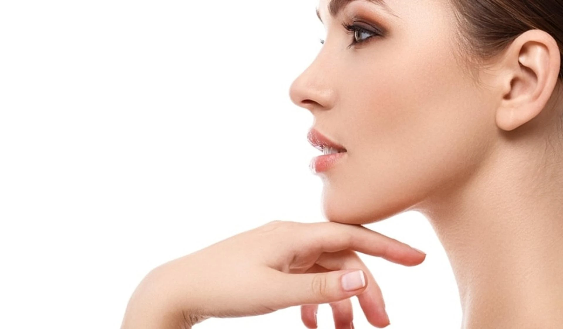 The factors you should consider when selecting an aesthetic clinic are as follows: