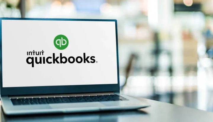 The Battle of the Books: QuickBooks Desktop vs. QuickBooks Online - Which is Right for You?