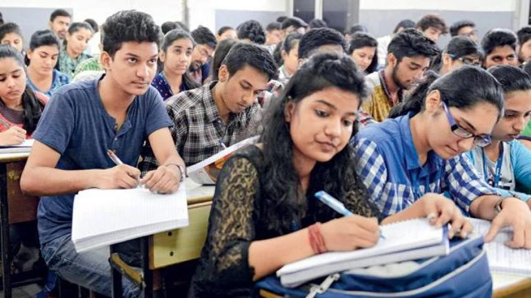 how to become doctor in india?
