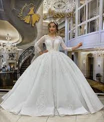 The Allure Of Ball Gowns In Wedding Fashion