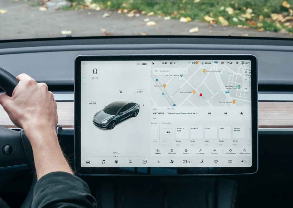 Vehicle Retailing Insights: Exploring CarMax's Approach and the Role of VIN Lookup Services