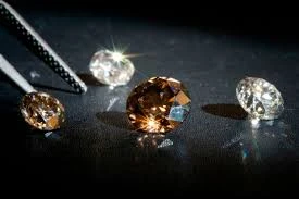 Get Paid In Cash While You Sell Diamonds In Miami At Regent Jewelers