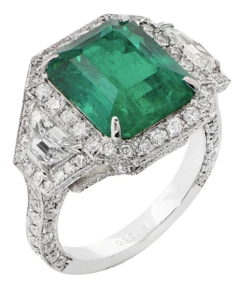 Visit Experts At Regent Jewelers To Sell Emerald Jewelry For Instant Cash
