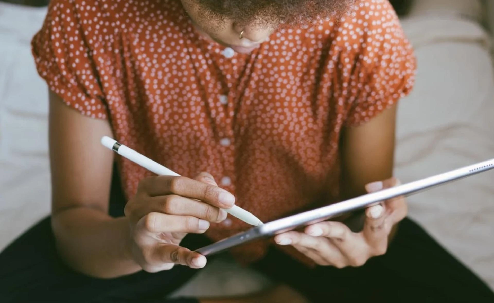 Advantages of Online Signatures for Human Resource Teams