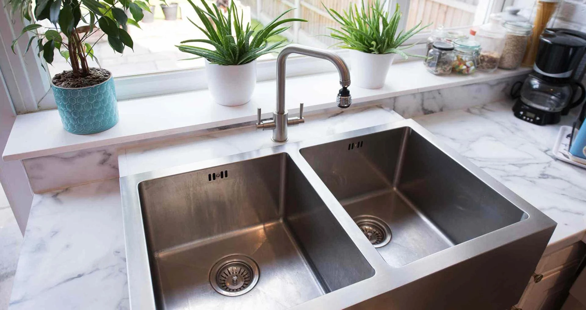 A Guide on Double Bowl Kitchen Sinks