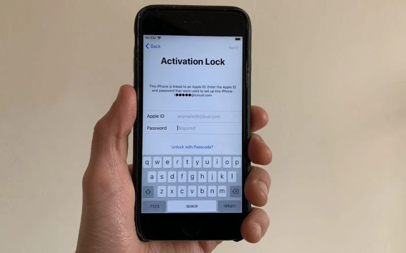 iPhone: How to Use Activation Lock