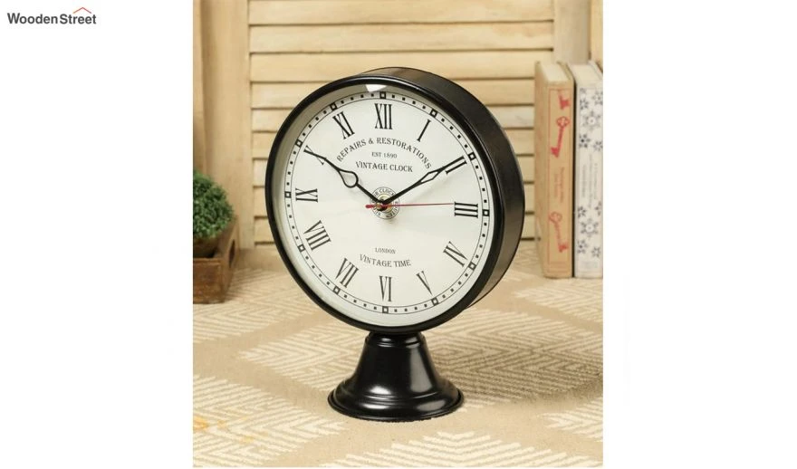 How Much Impact Do Bedside Table Clocks Have On Our Sleep?