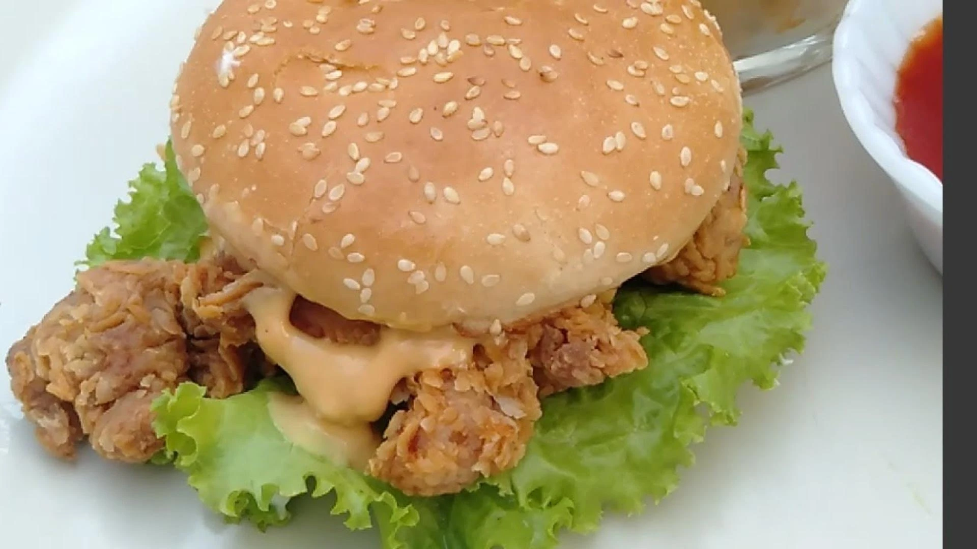 Make a Grilled Chicken Burger And Enjoy a Meal
