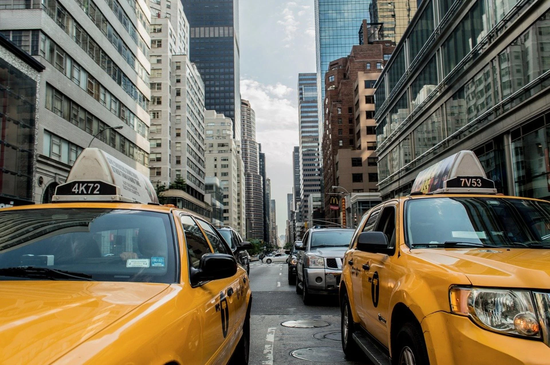 How Taxi Businesses Stay Competitive in an Evolving Marketplace