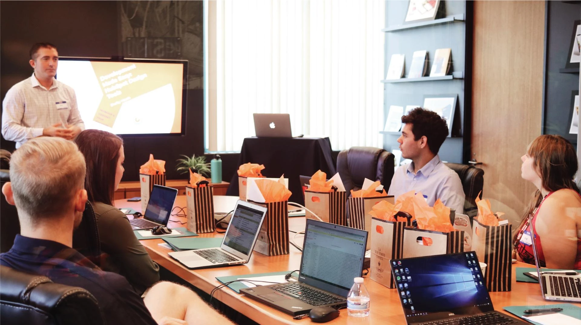 Types of Communication in Marketing