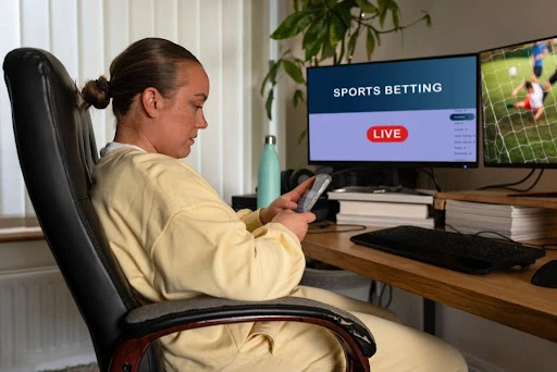 Breaking Barriers: Empowering Women In The World Of Online Sports Event