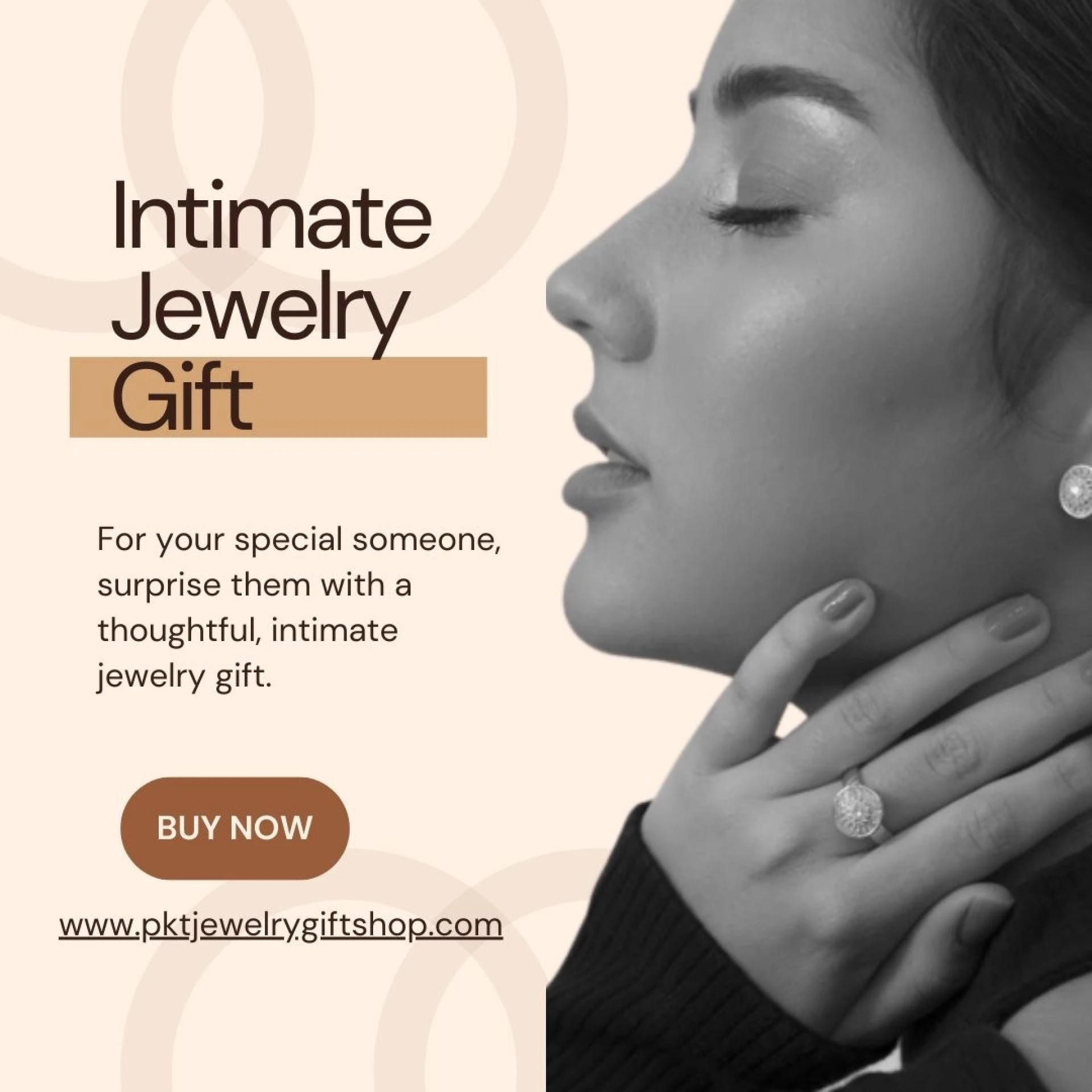 What are the different types of Jewelry worn by people?