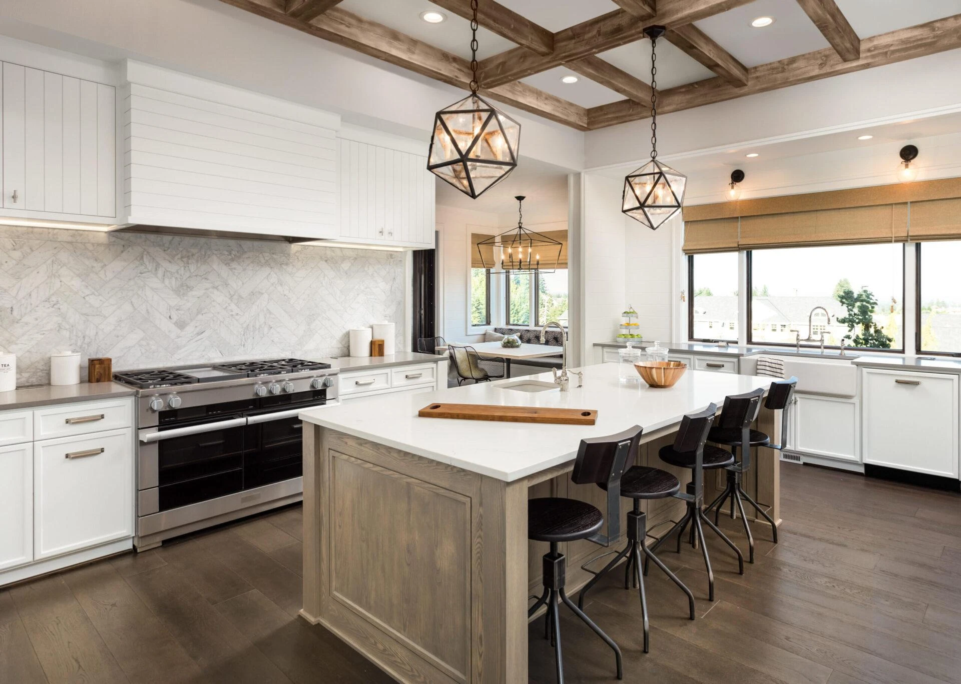 WHAT THINGS SHOULD BE PAID THE MOST ATTENTION TO WHILE REMODELING YOUR KITCHEN?
