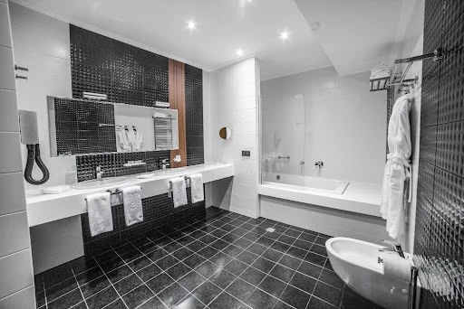 How to Choose the Right Tiles for Your Bathroom Renovation?