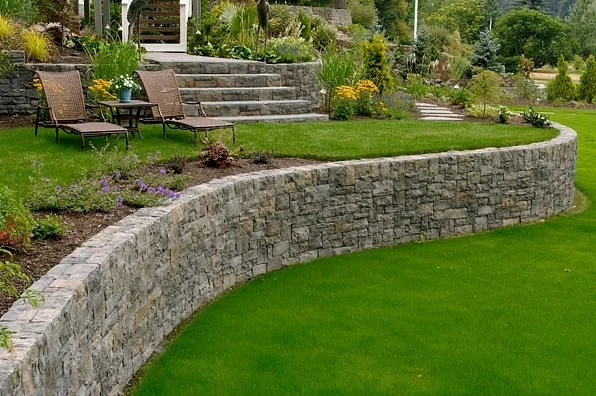 Retaining Wall Construction - Construction Tips