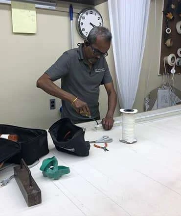 4 Main Advantages of a Professional Blind Repair Service