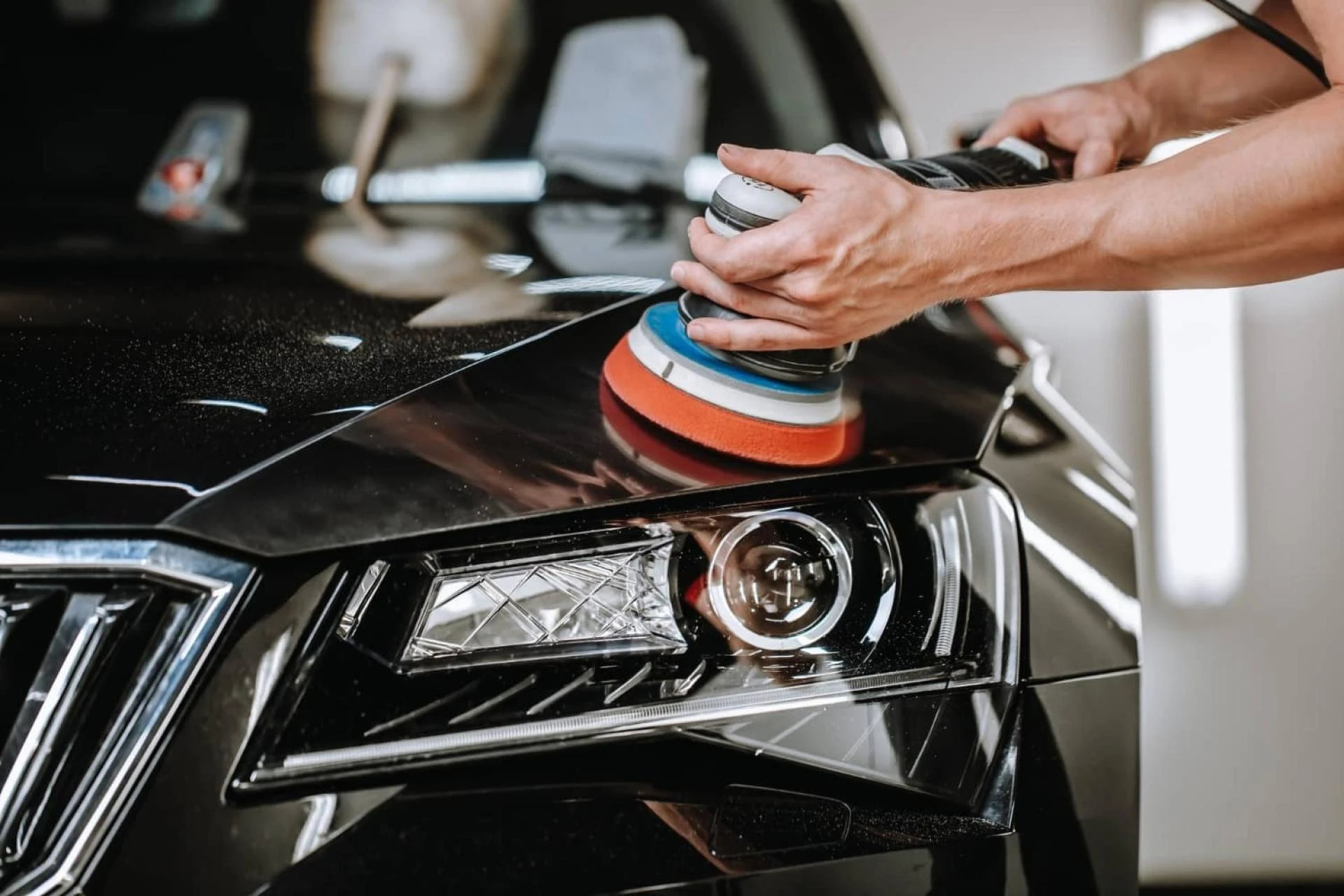DIY Mobile Car Wash VS. Professional: Which is Best for Your Car?