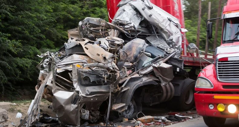 Semi Truck Wreck Cases: Top Causes Behind the Accidents and Injuries