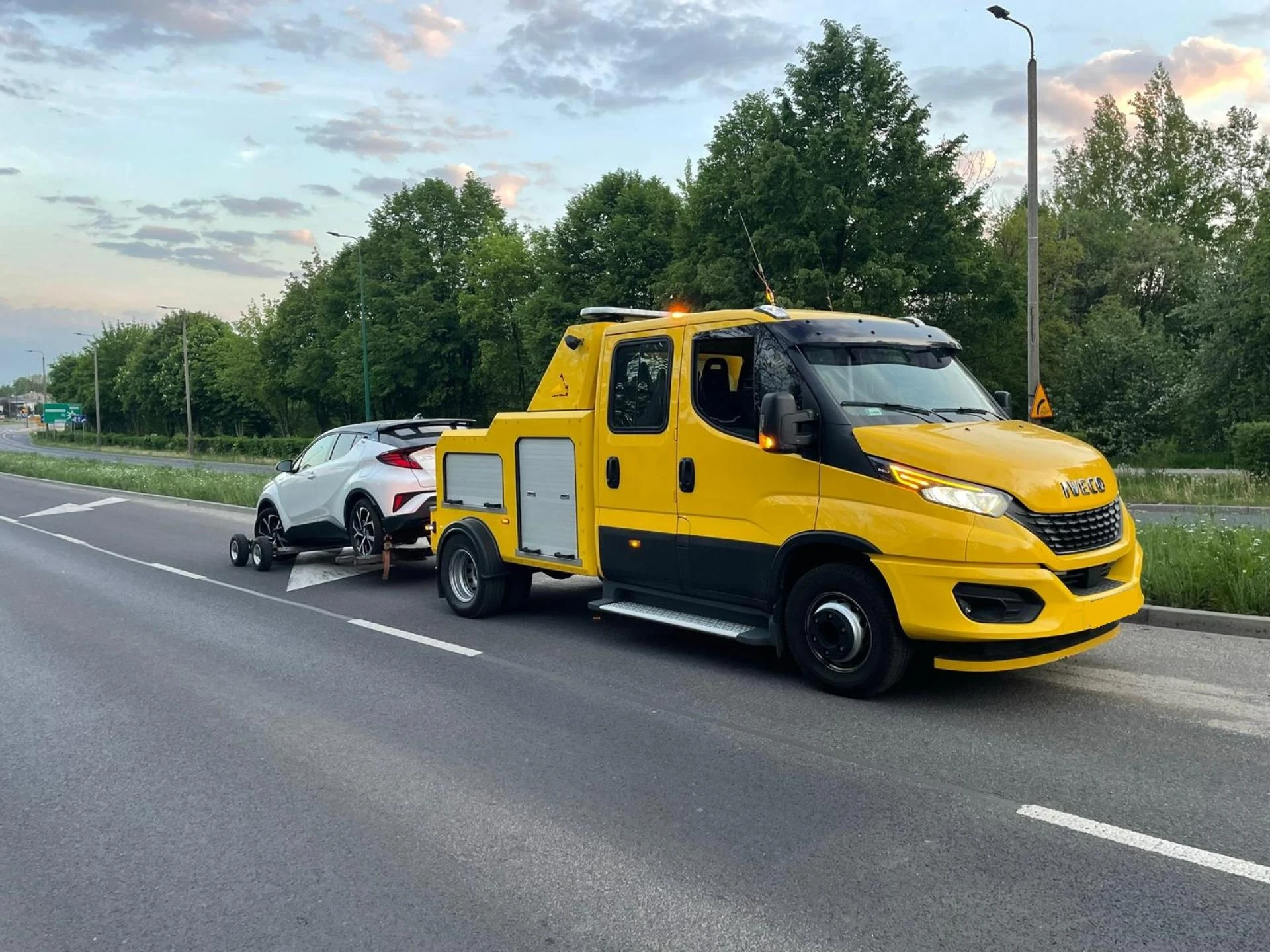 Holowanie przyczepy: Wskazówki i Techniki Bezpiecznego Holowania